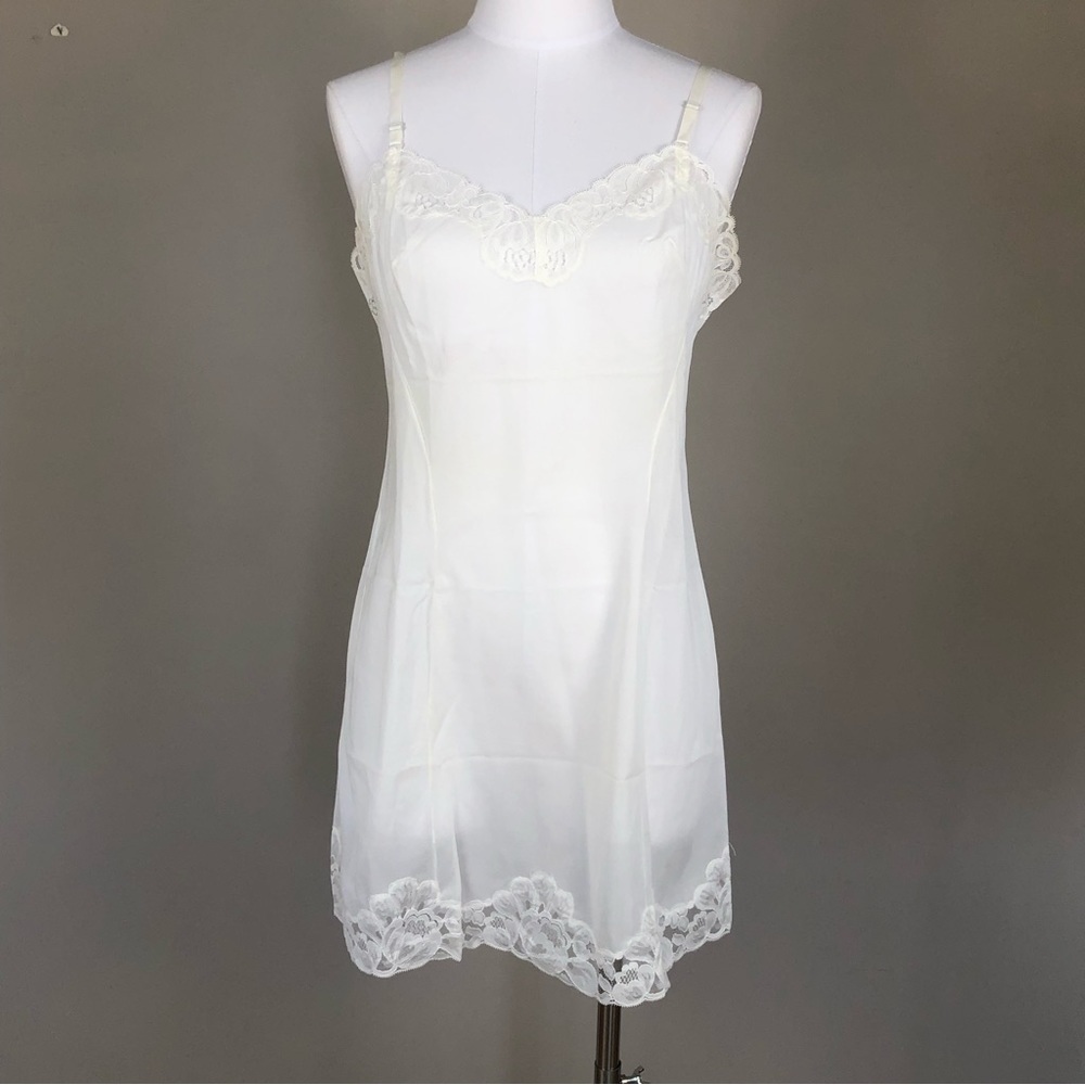 Vintage white nylon mini one piece slip adjustable straps lace trim S